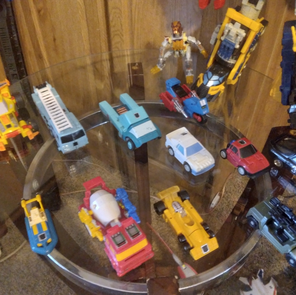 Transfomers - Picture 2 of 15